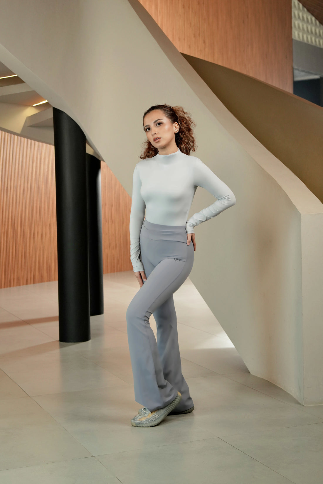 YUVA Flared Long Legging Pants with Waist Ruch