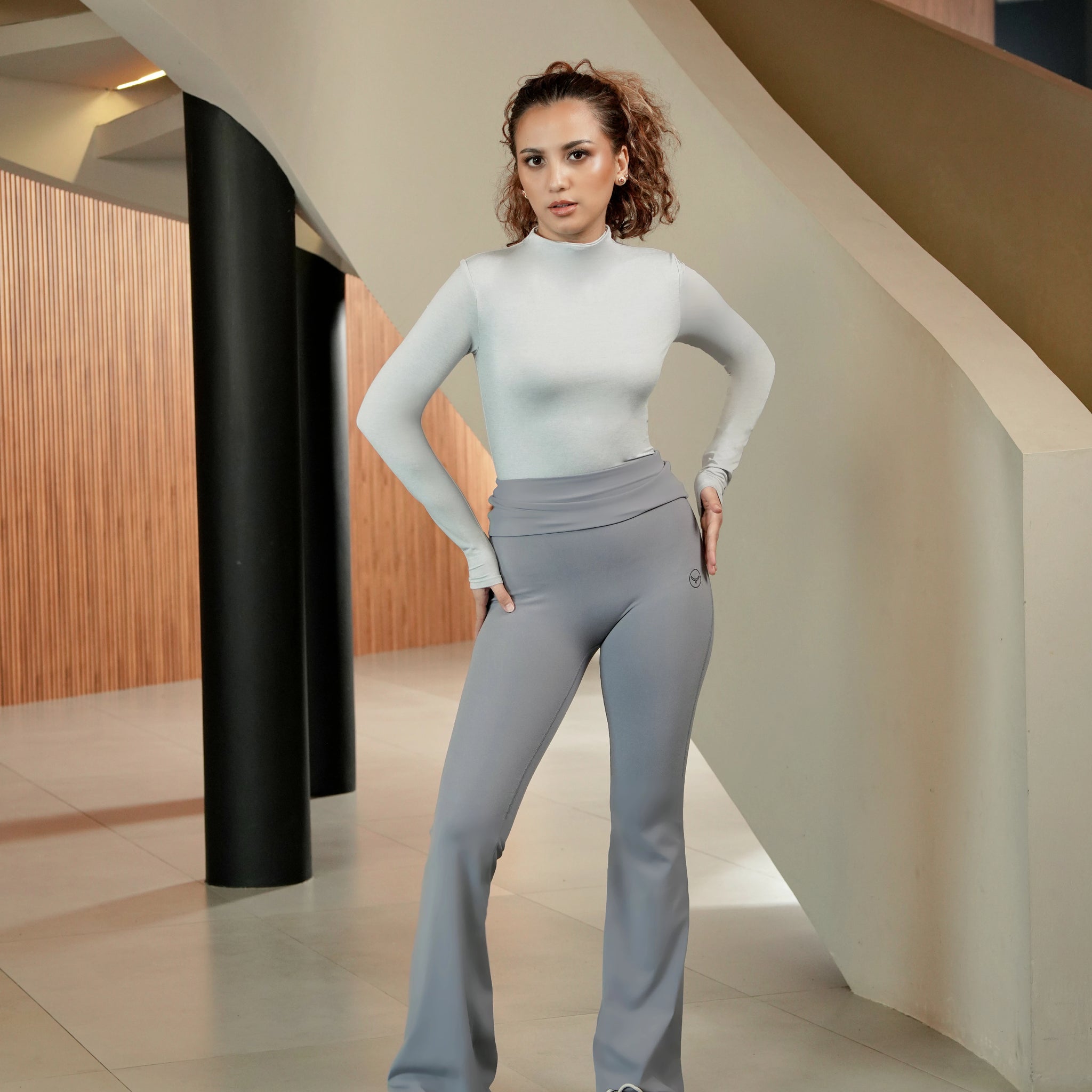 YUVA Flared Long Legging Pants with Waist Ruch