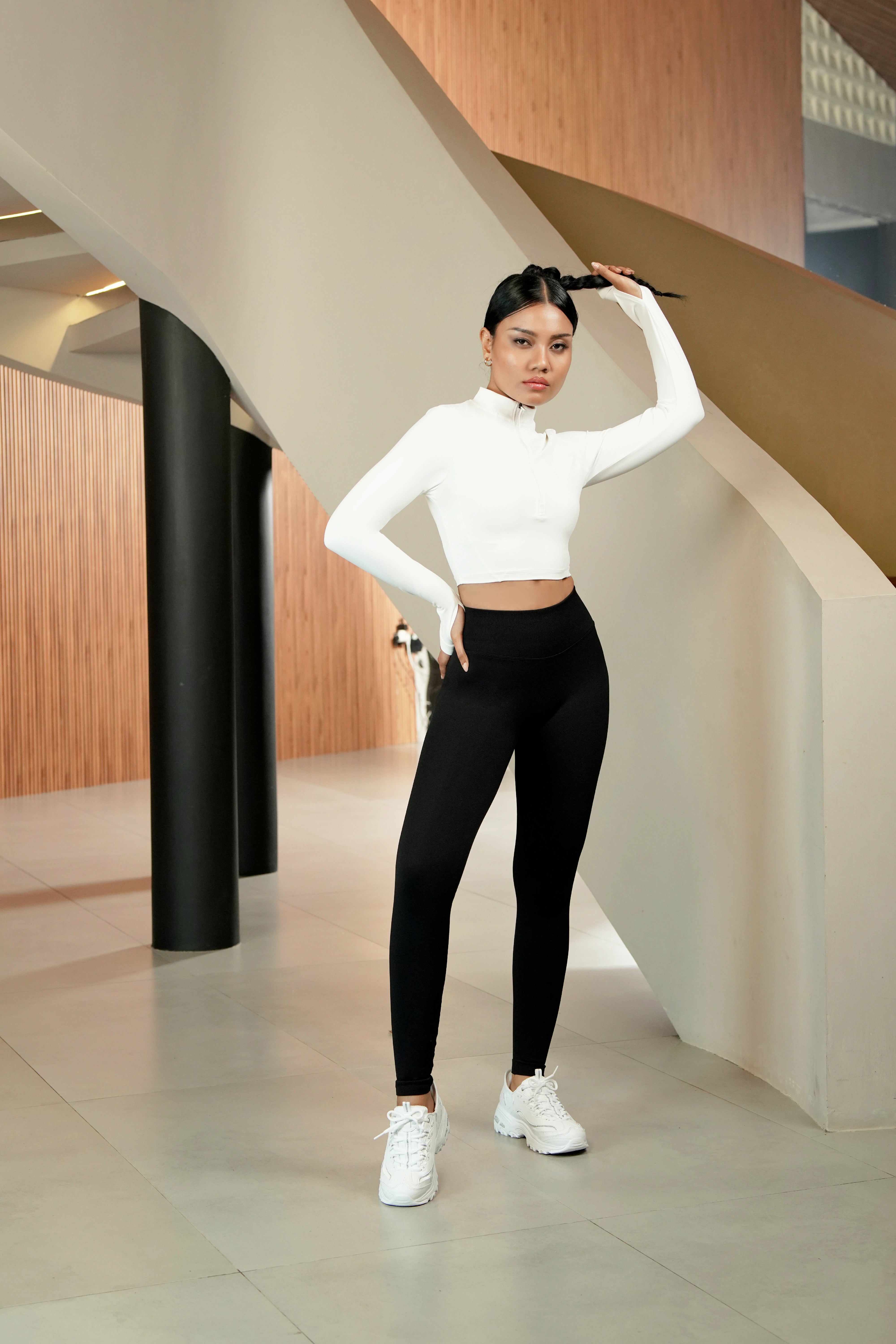 YOKU Seamless Peach Lift Legging