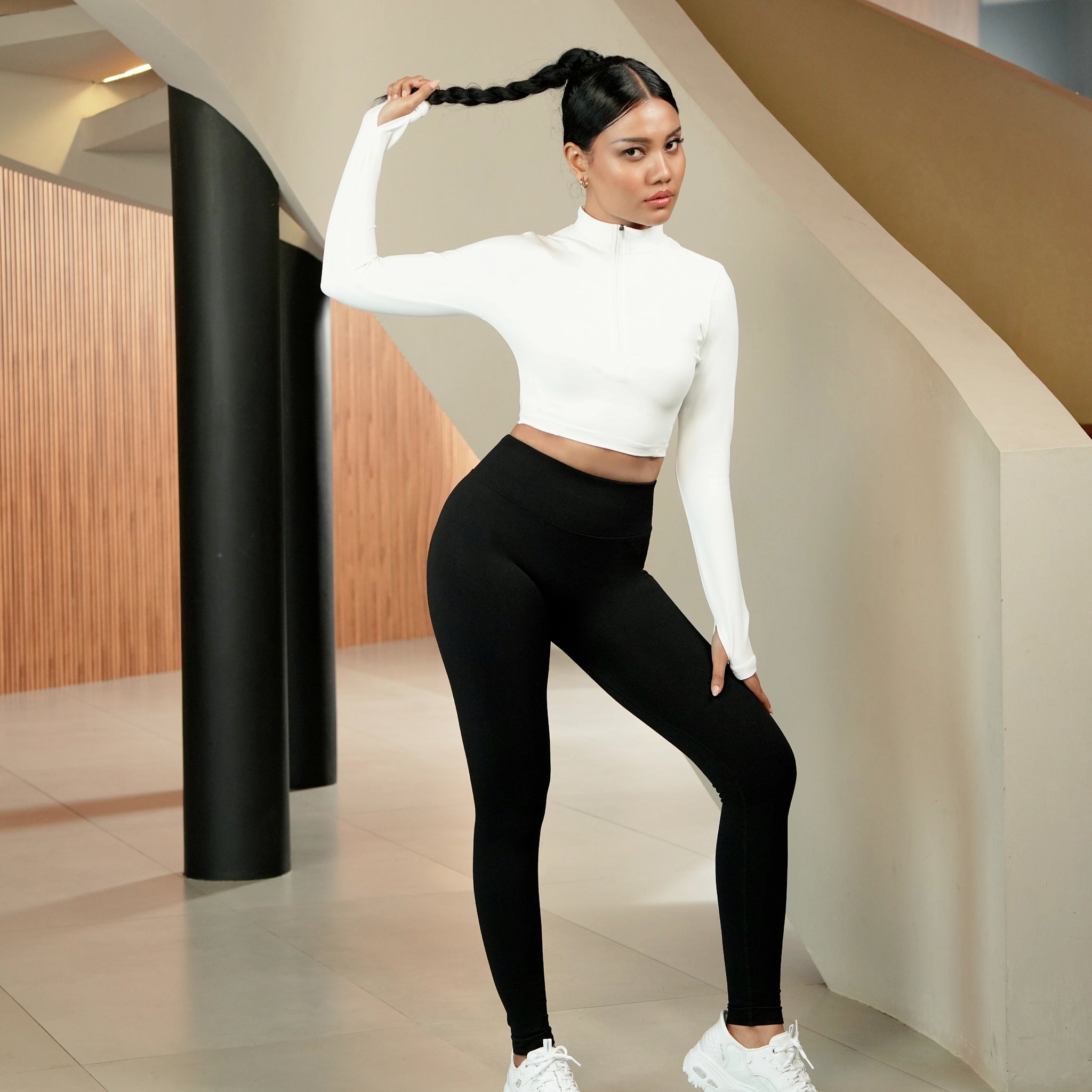 YOKU Seamless Peach Lift Legging