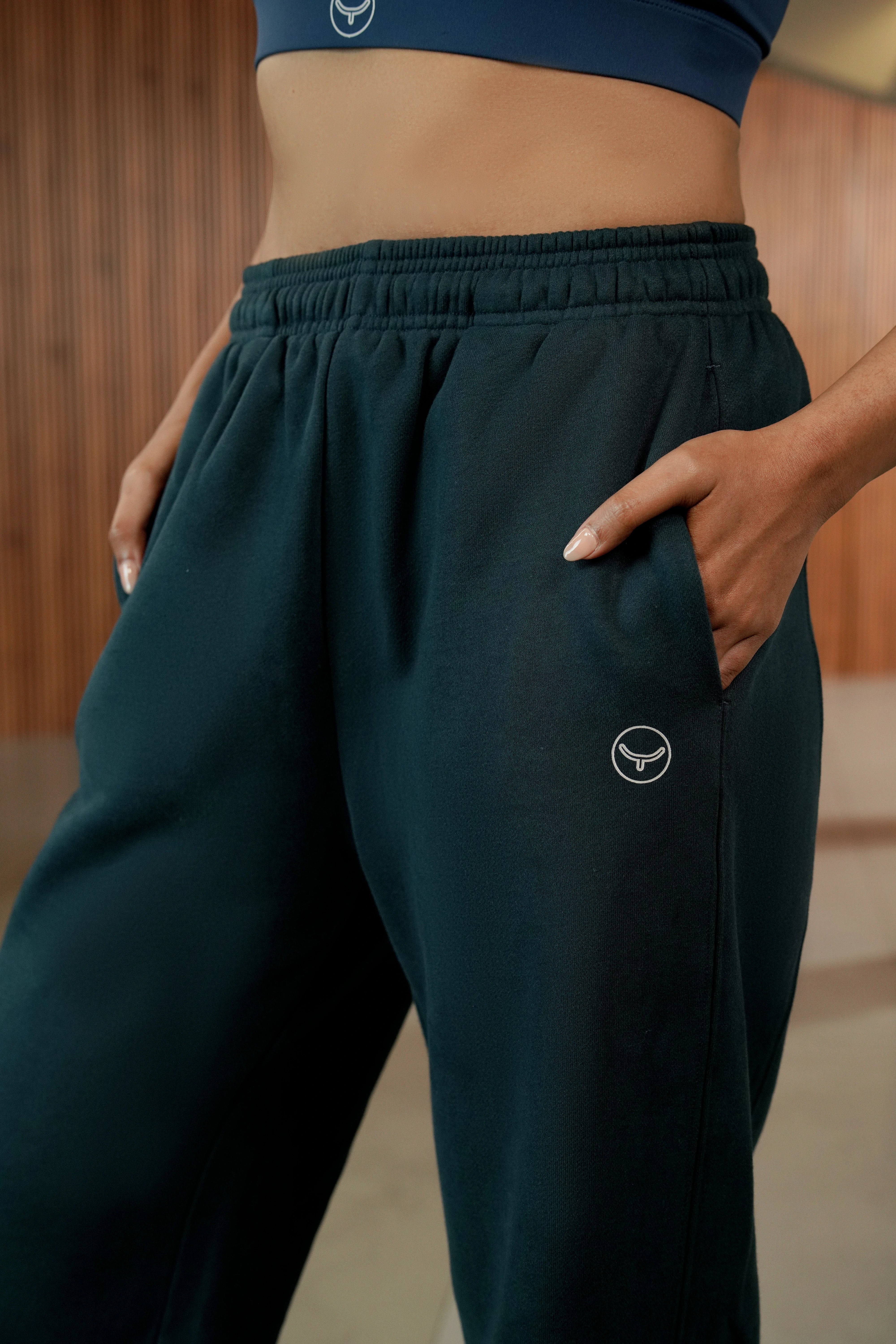 YAEL Wide Leg Sweatpants