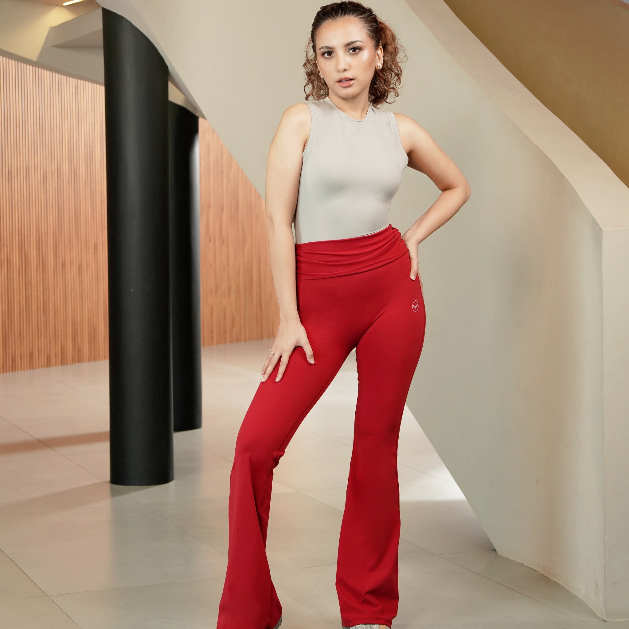YEDA Crew Neck Sleeveless Top