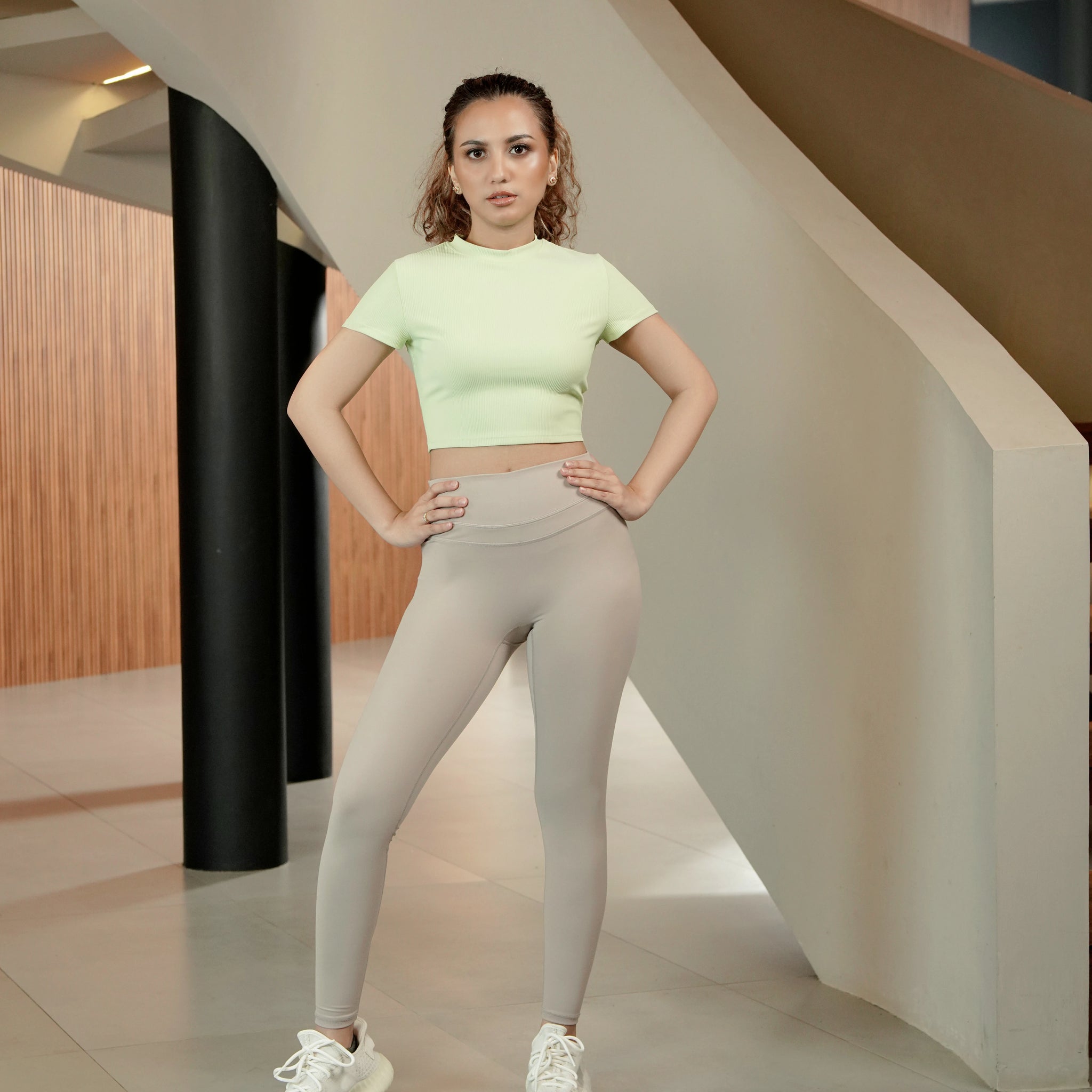 YOFI Panel Waistband Legging
